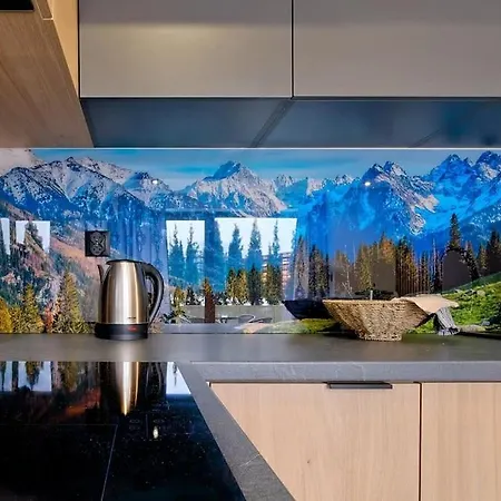 Two Bedroom With Terrace- Tatra View - Ksiezycowe - 24i Apartman Zakopane