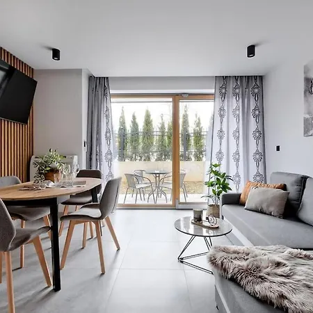 Two Bedroom With Terrace- Tatra View - Ksiezycowe - 24i Zakopane