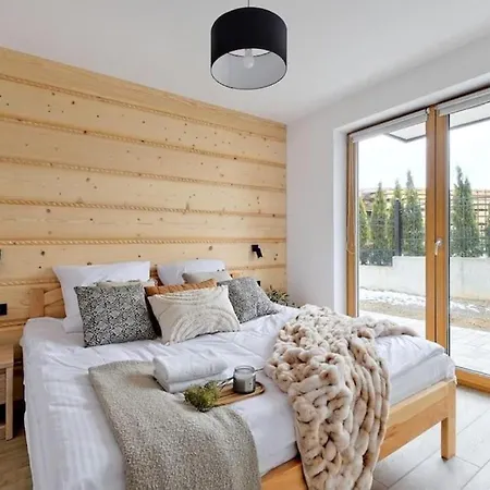 Golden - Tatra View - Ksiezycowe - 24i Apartmán