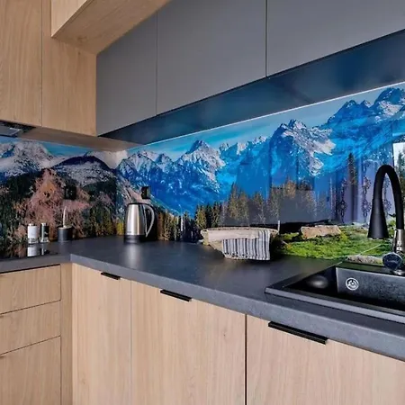 Golden - Tatra View - Ksiezycowe - 24i Apartmán